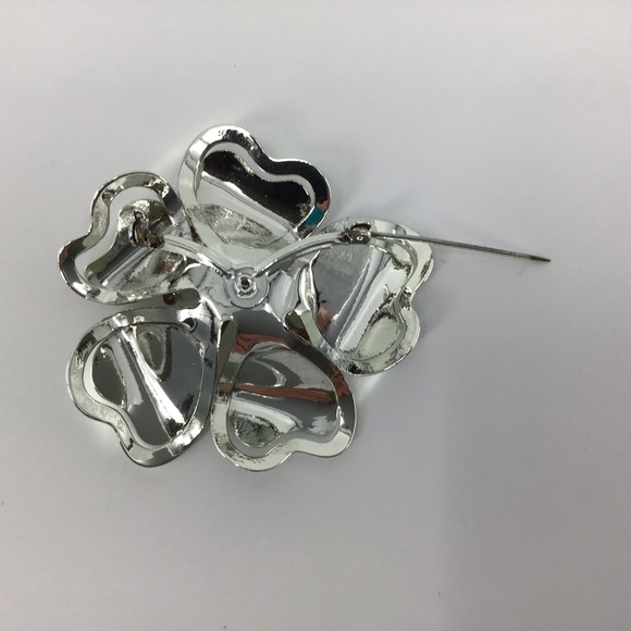 Vintage Flower Brooch and Clip-On Earring Set - Picture 9 of 16